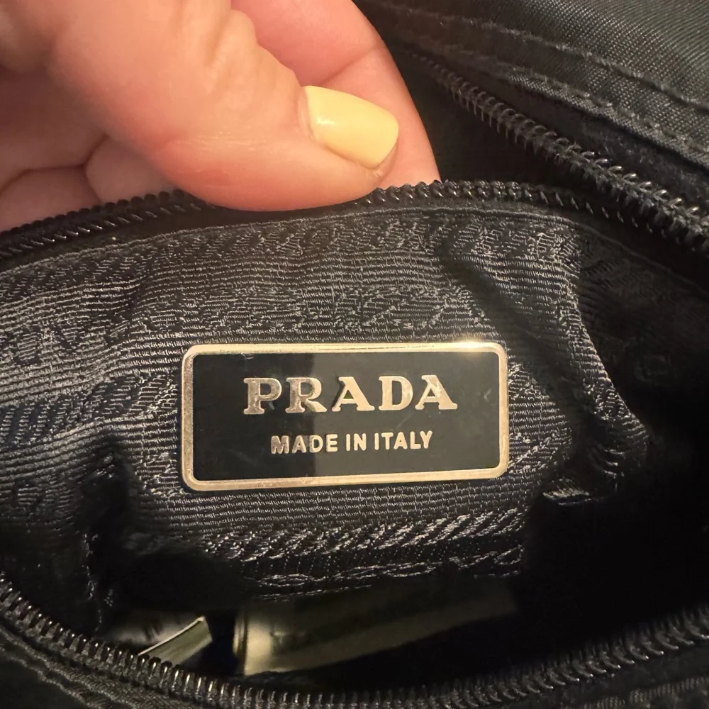 Prada Black Messenger Bag with Adjustable Strap - Picture 3 of 3